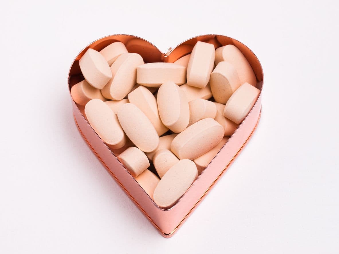 Kosttilskudd som former et hjerte